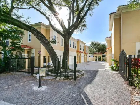 505 S Tampania Avenue Tampa FL 33609