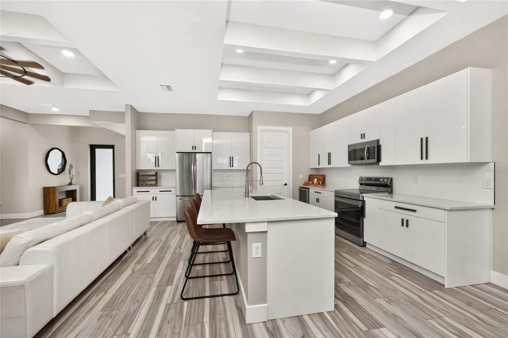 253 Long Meadow Lane Rotonda West FL 33947