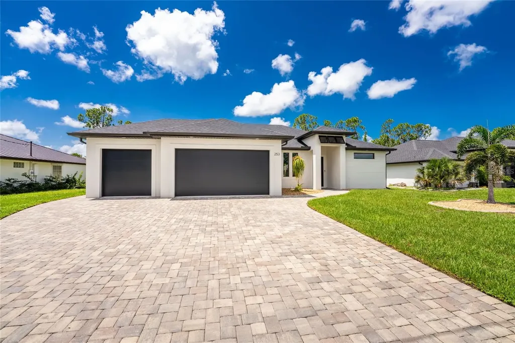 253 Long Meadow Lane Rotonda West FL 33947