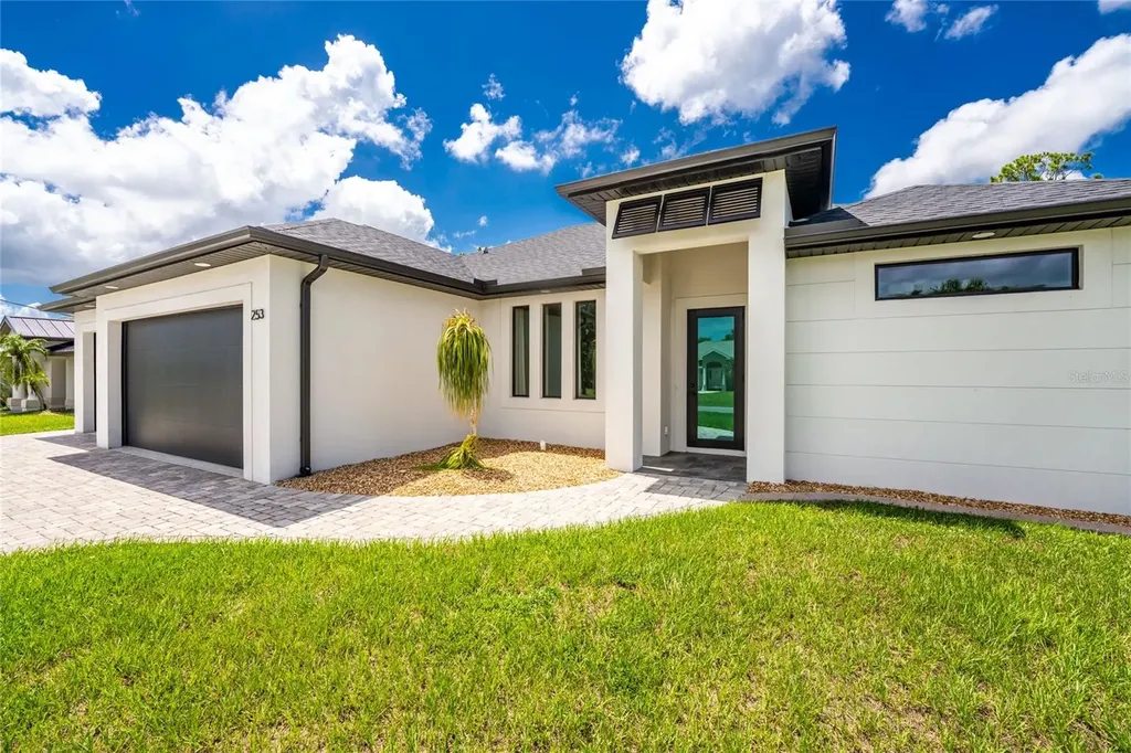 253 Long Meadow Lane Rotonda West FL 33947