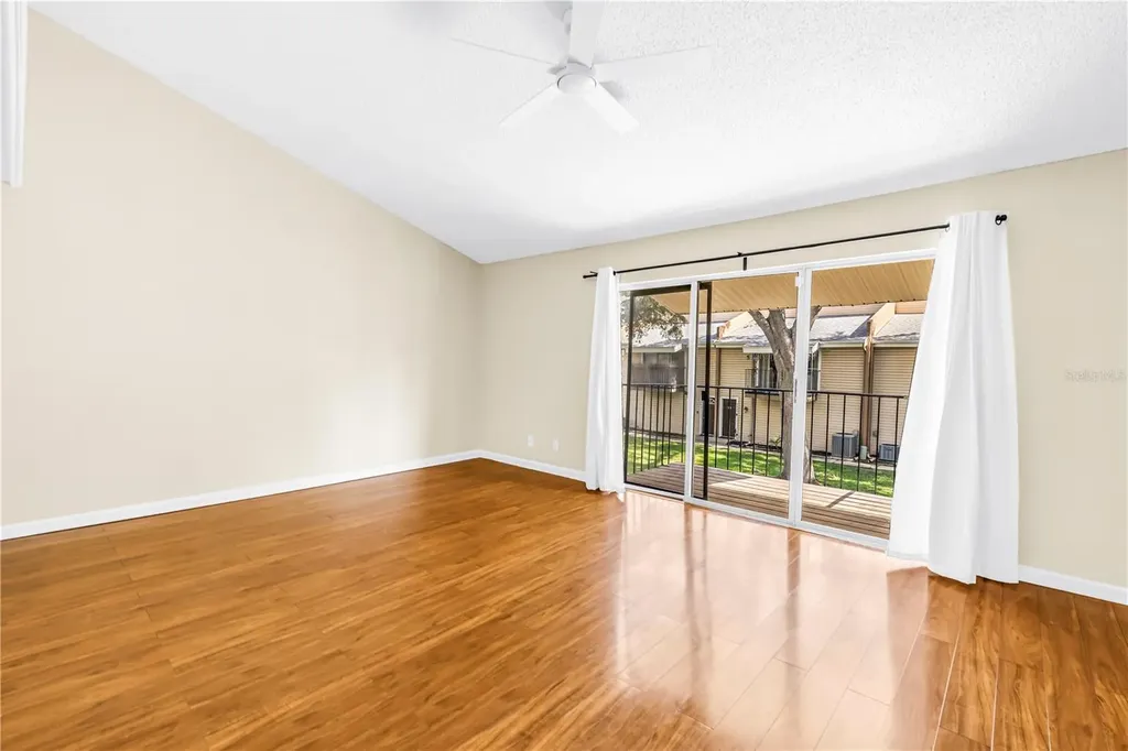5403 Sweetwater Terrace Circle Tampa FL 33634