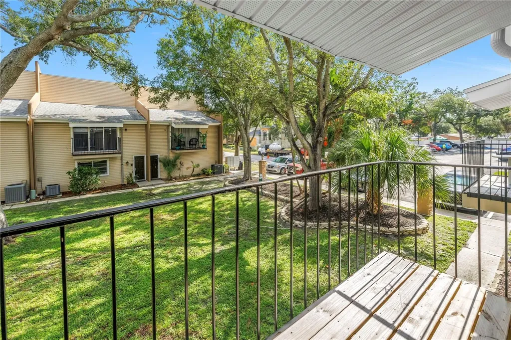 5403 Sweetwater Terrace Circle Tampa FL 33634