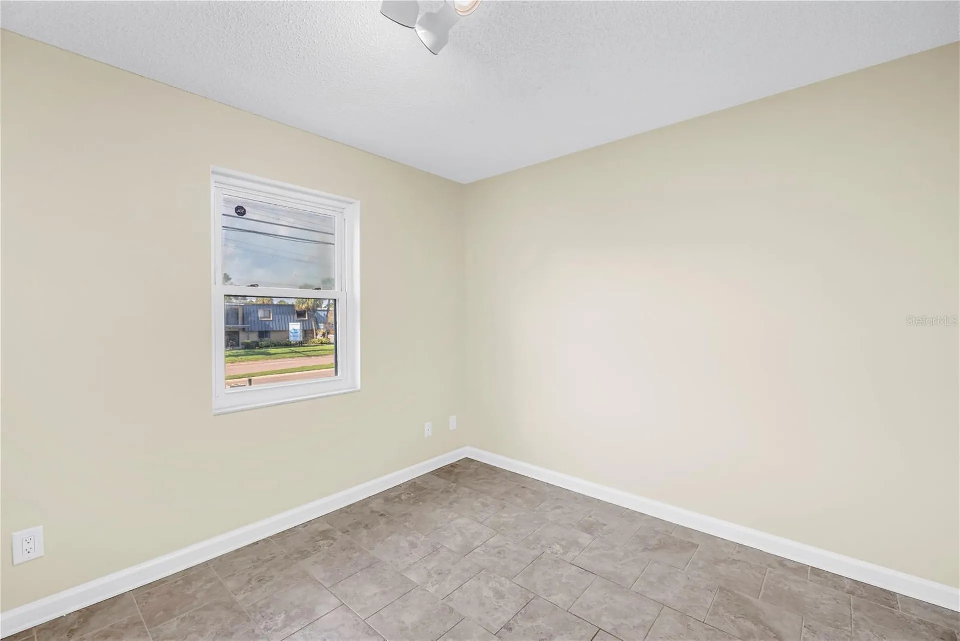 5403 Sweetwater Terrace Circle Tampa FL 33634