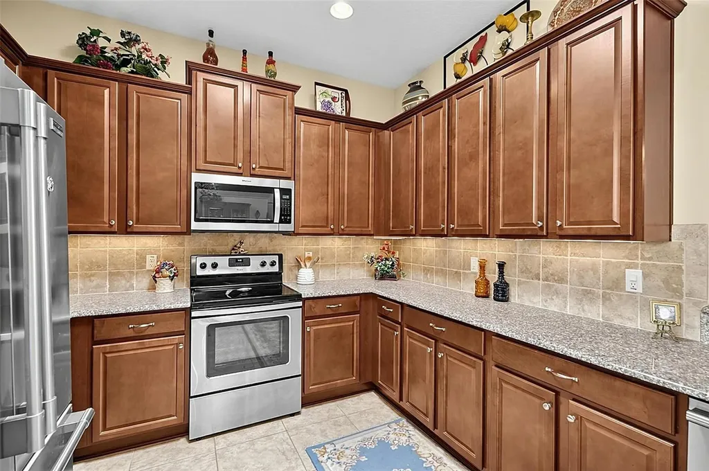 2 Lytton Lane Palm Coast FL 32137