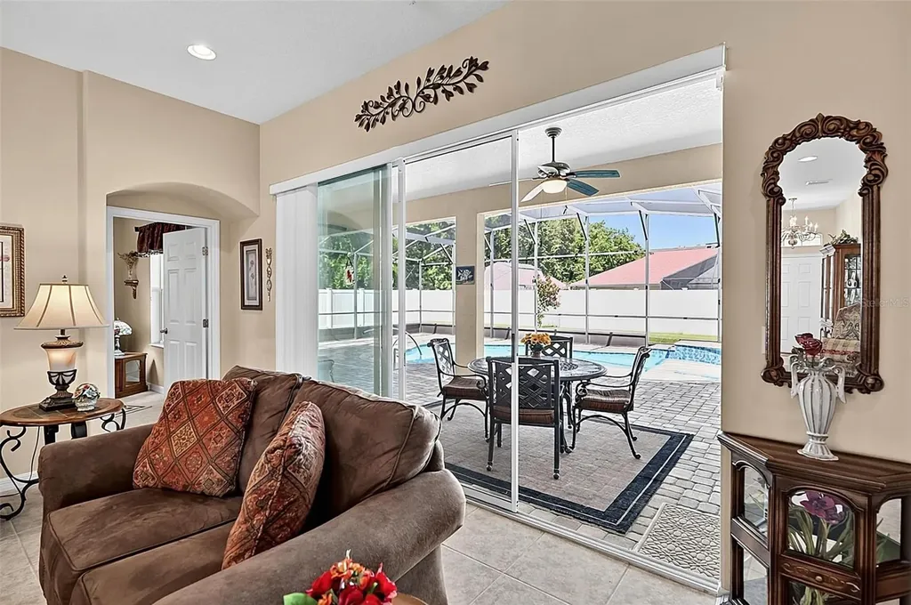 2 Lytton Lane Palm Coast FL 32137