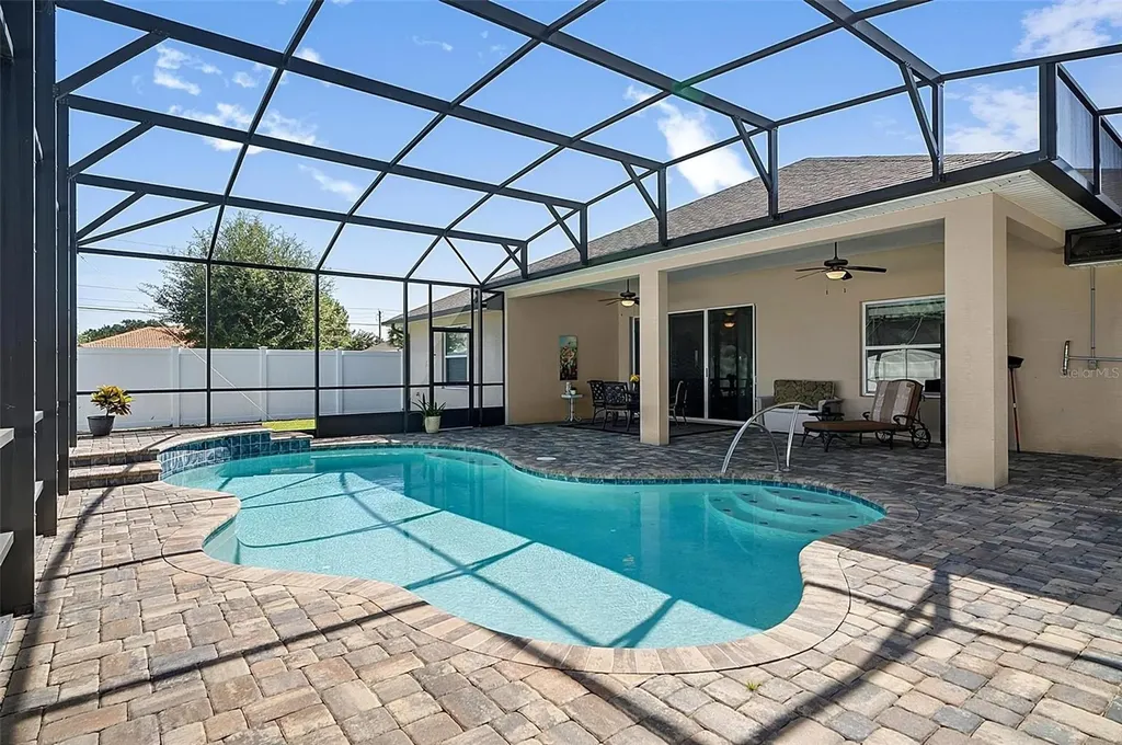 2 Lytton Lane Palm Coast FL 32137