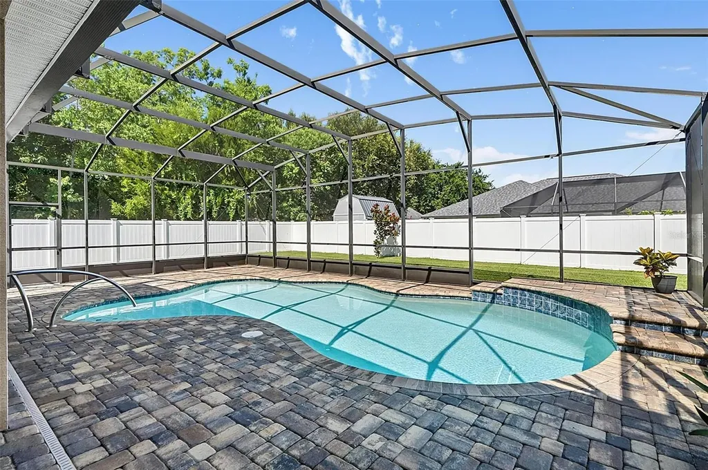 2 Lytton Lane Palm Coast FL 32137
