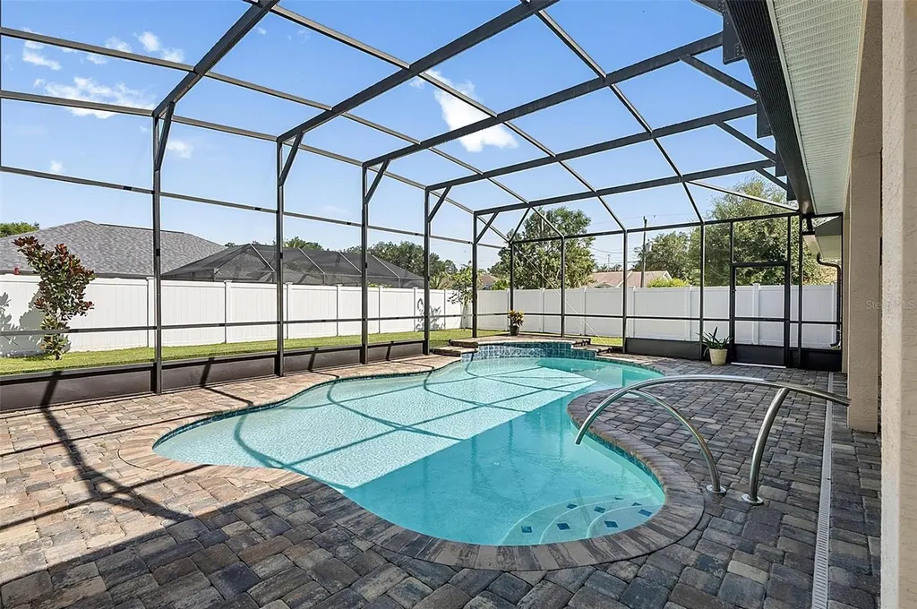 2 Lytton Lane Palm Coast FL 32137