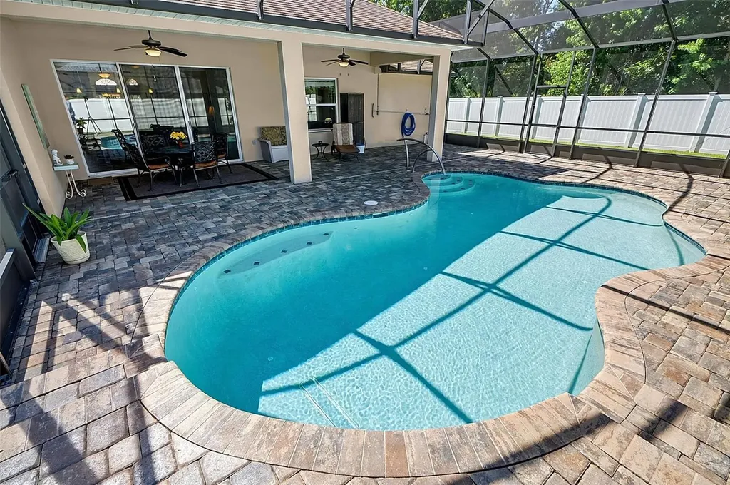 2 Lytton Lane Palm Coast FL 32137