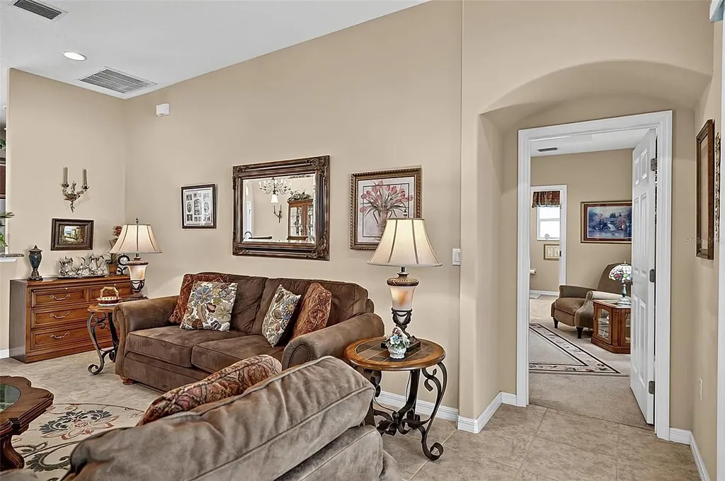 2 Lytton Lane Palm Coast FL 32137