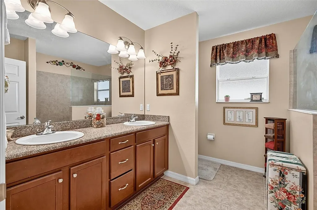 2 Lytton Lane Palm Coast FL 32137