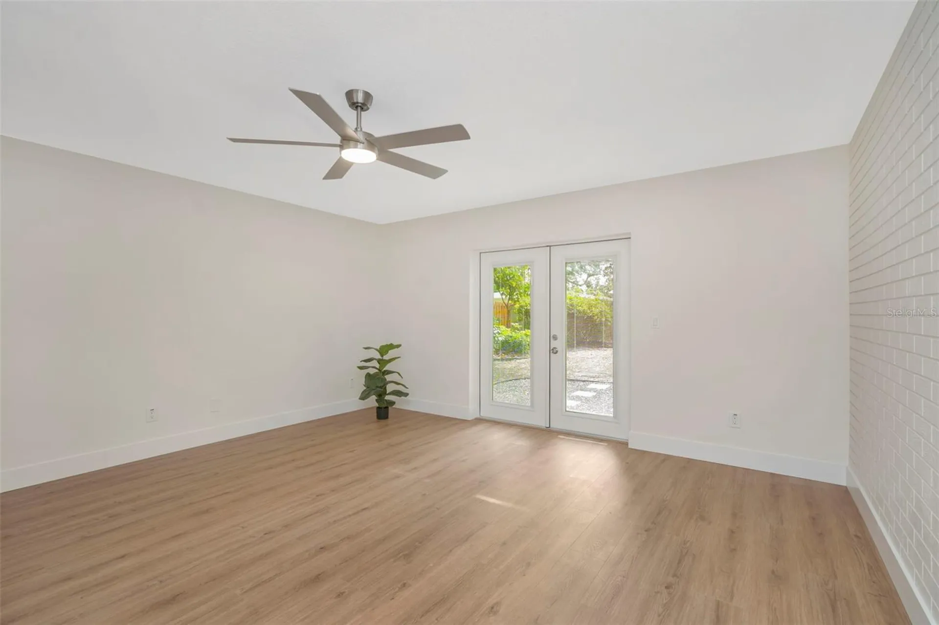 19 Ventura Drive Dunedin FL 34698