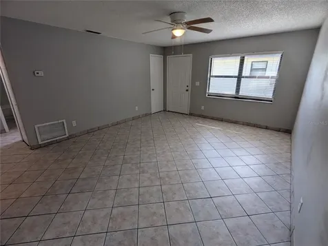 910 South Center Street Eustis FL 32726