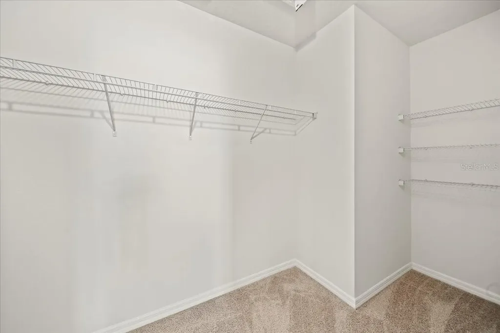1933 Pristine Loop Lakeland FL 33811