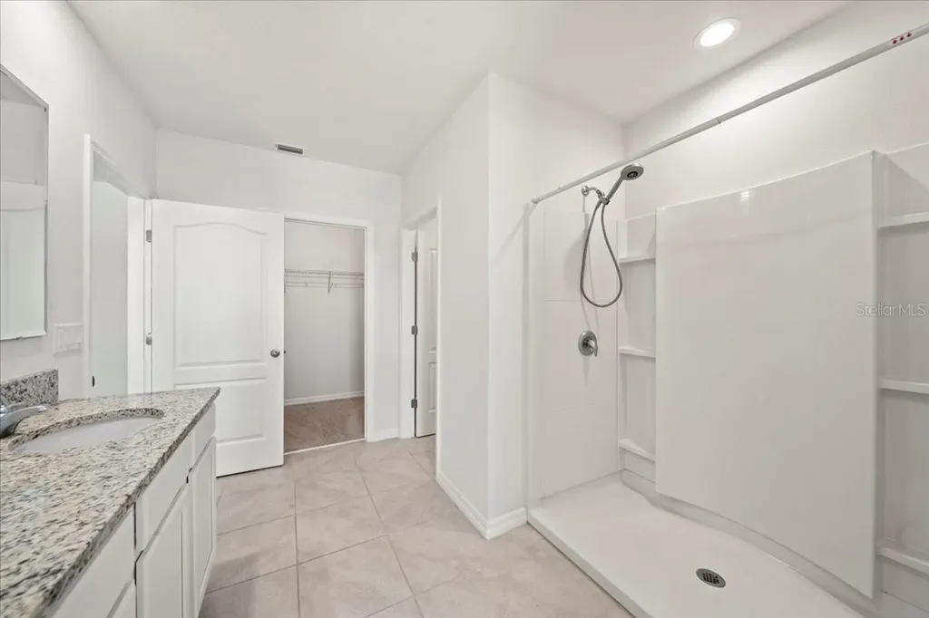 1933 Pristine Loop Lakeland FL 33811