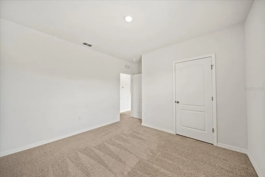1933 Pristine Loop Lakeland FL 33811