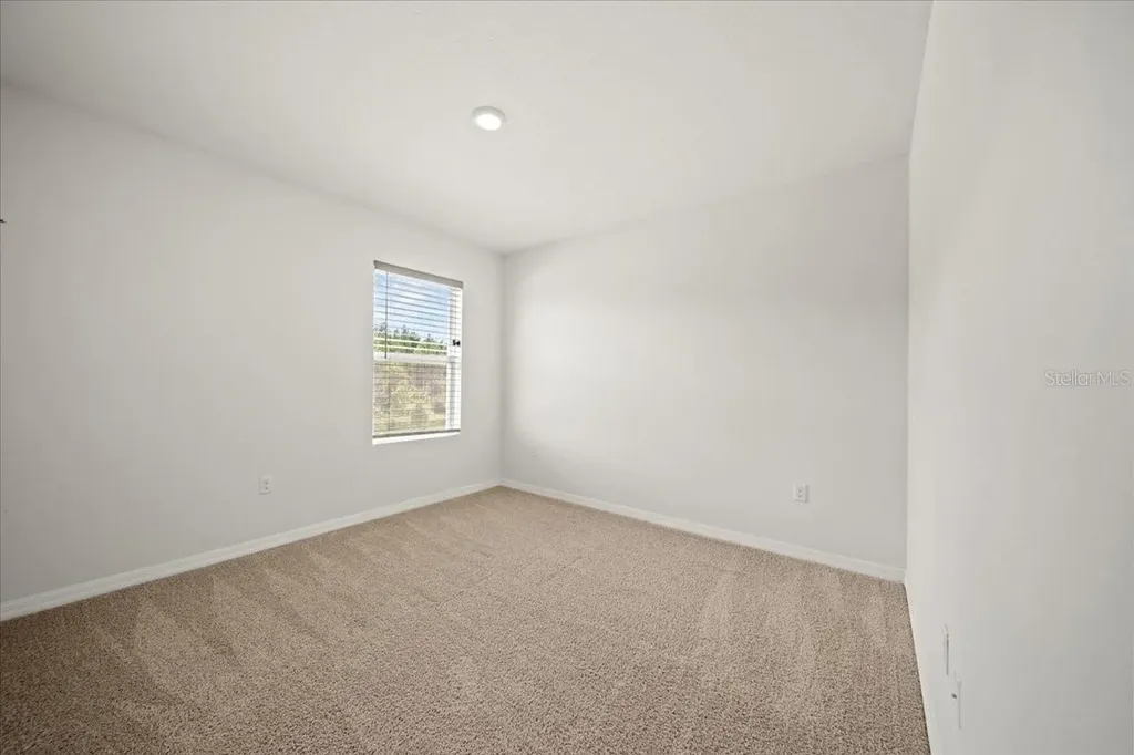 1933 Pristine Loop Lakeland FL 33811