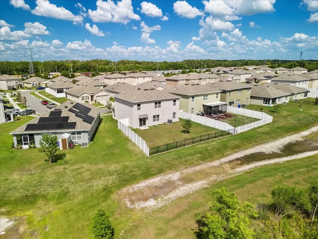 1933 Pristine Loop Lakeland FL 33811