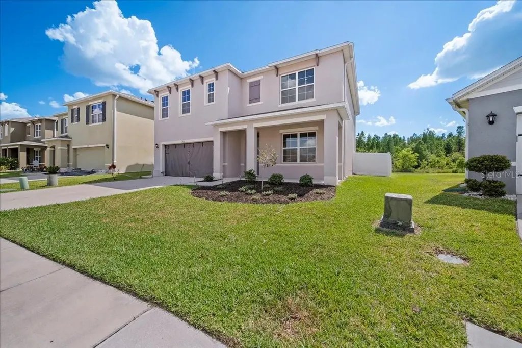1933 Pristine Loop Lakeland FL 33811