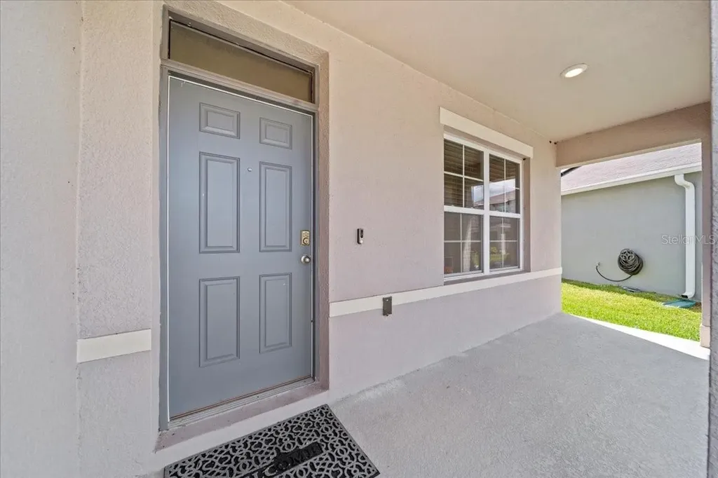 1933 Pristine Loop Lakeland FL 33811