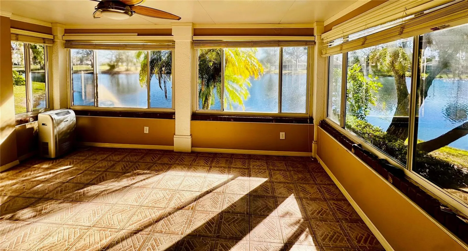 801 Silverthorn Lane Sun City Center FL 33573