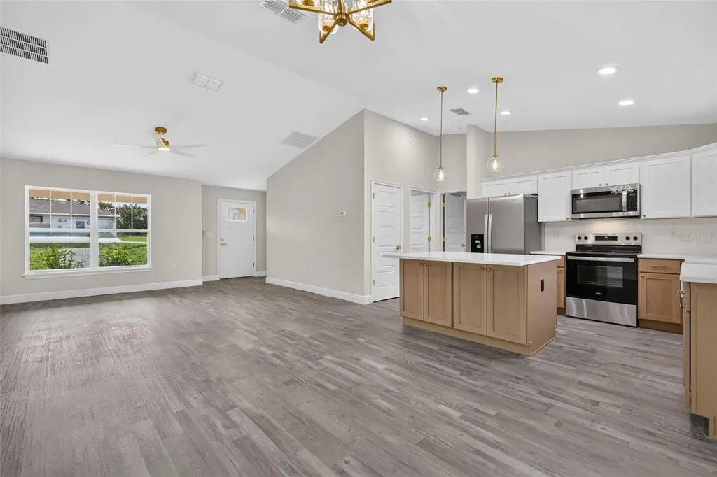 153 Oak Circle Ocala FL 34472