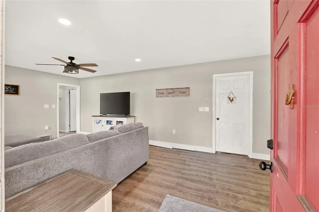 223 NW 7th Street Williston FL 32696