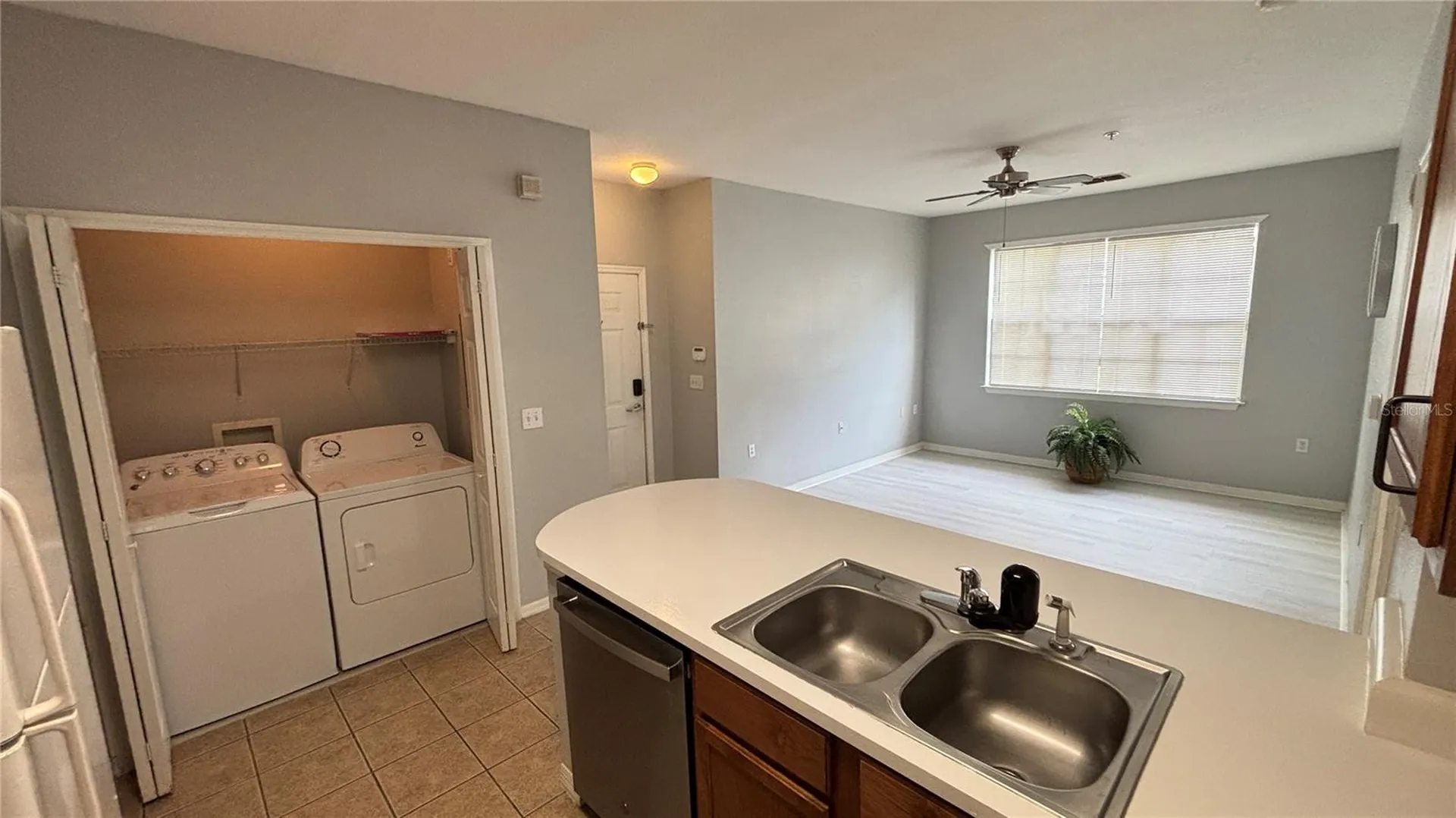 8103 Lillies Way Orlando FL 32825