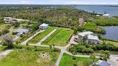 1947 Wisconsin Avenue Englewood FL 34224