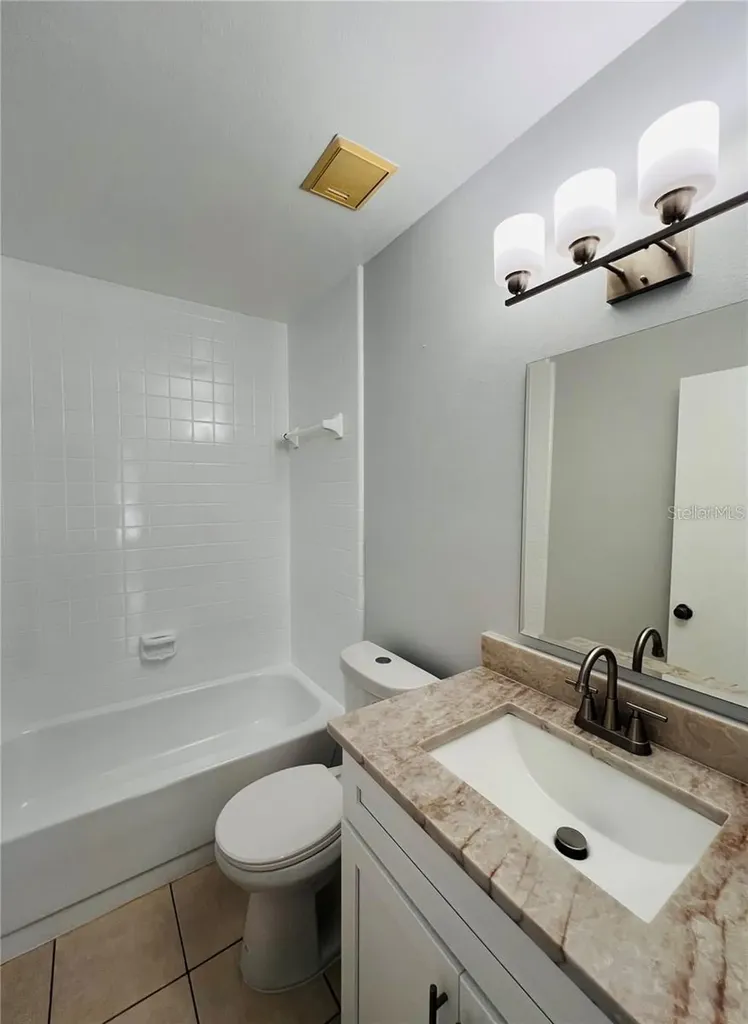 4013 Dream Oak Place Tampa FL 33613