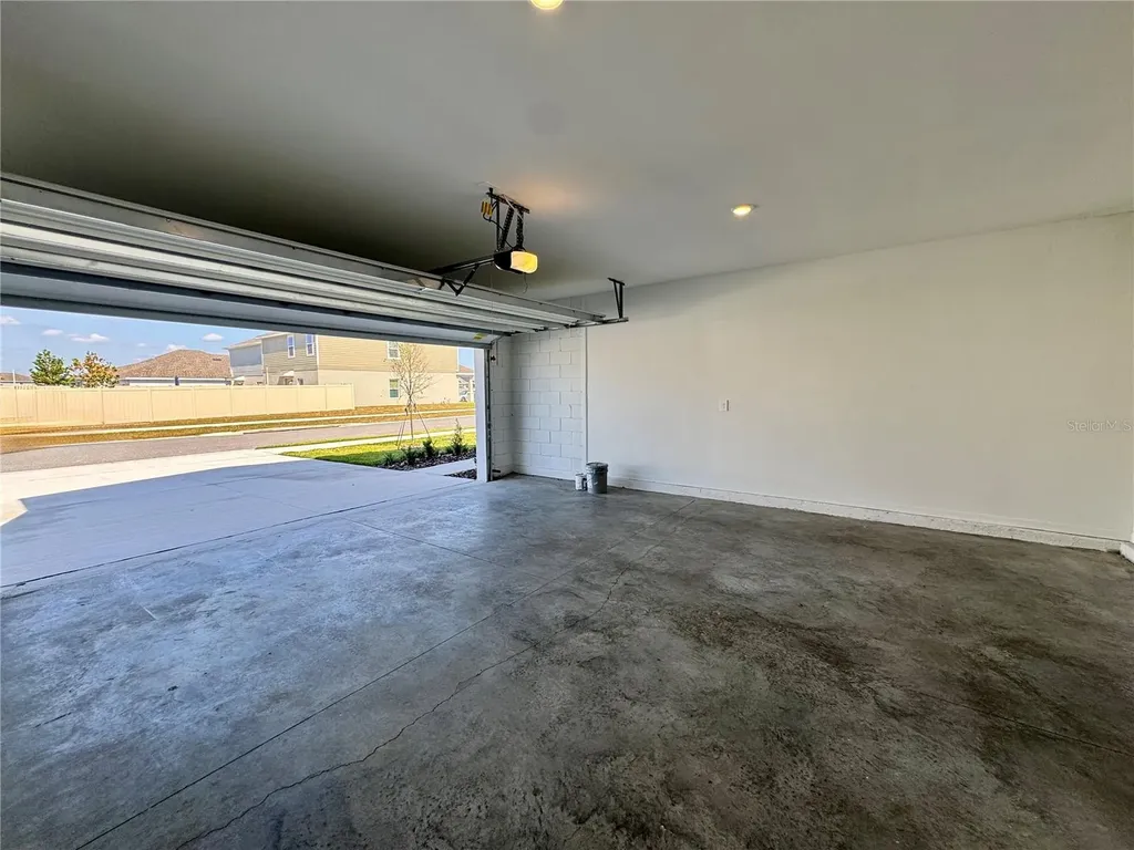 405 Kayden Cove Winter Haven FL 33884