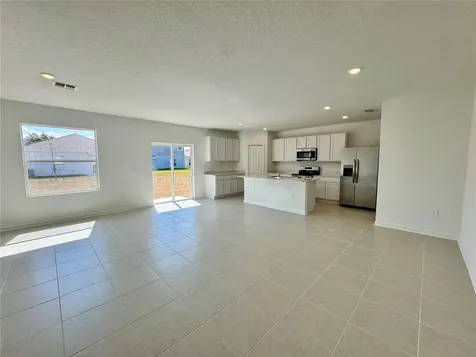 405 Kayden Cove Winter Haven FL 33884