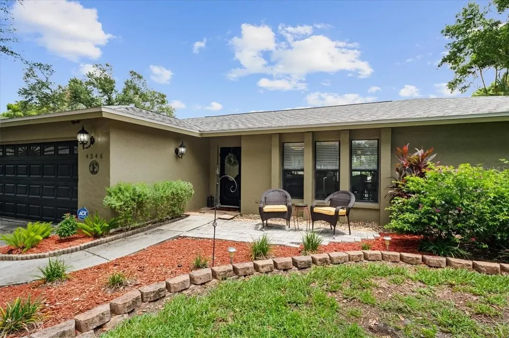 4346 Meadowland Circle Sarasota FL 34233
