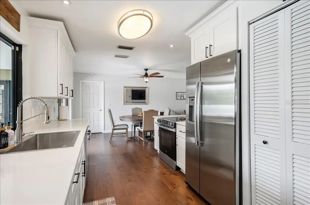 4346 Meadowland Circle Sarasota FL 34233