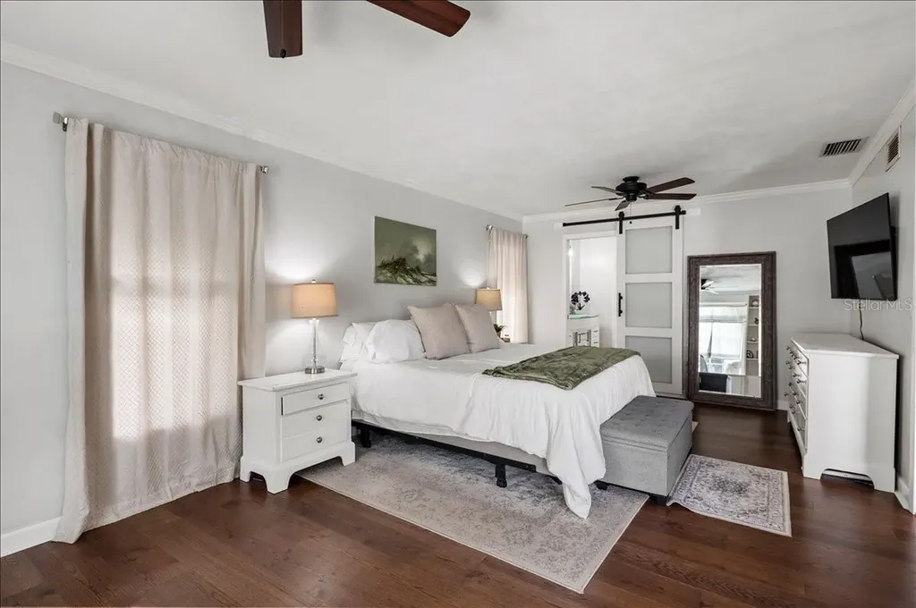 4346 Meadowland Circle Sarasota FL 34233