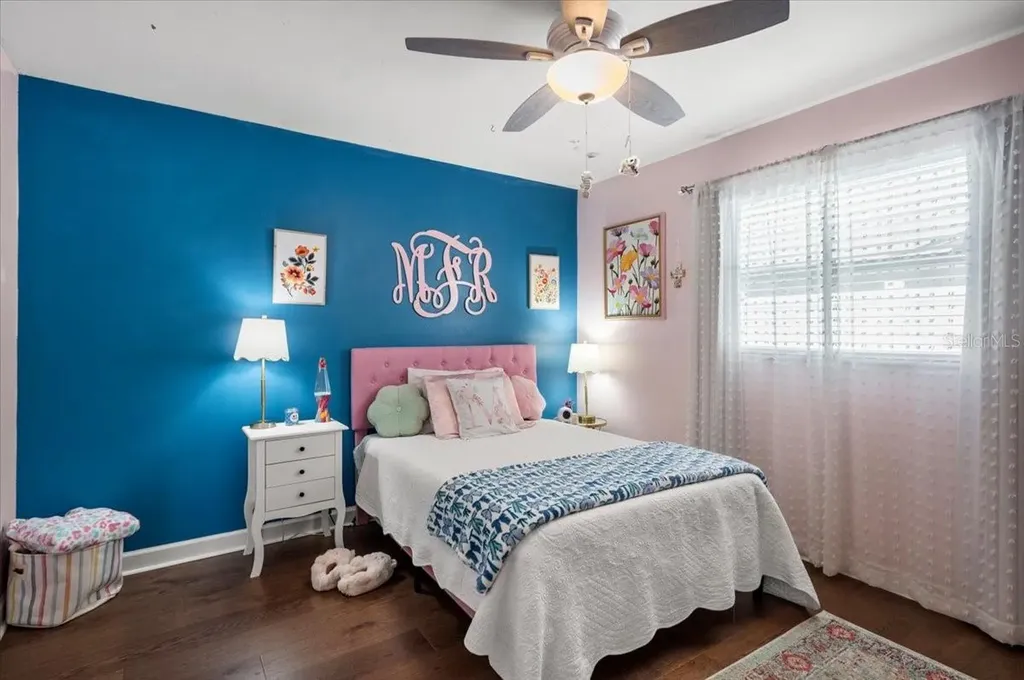 4346 Meadowland Circle Sarasota FL 34233