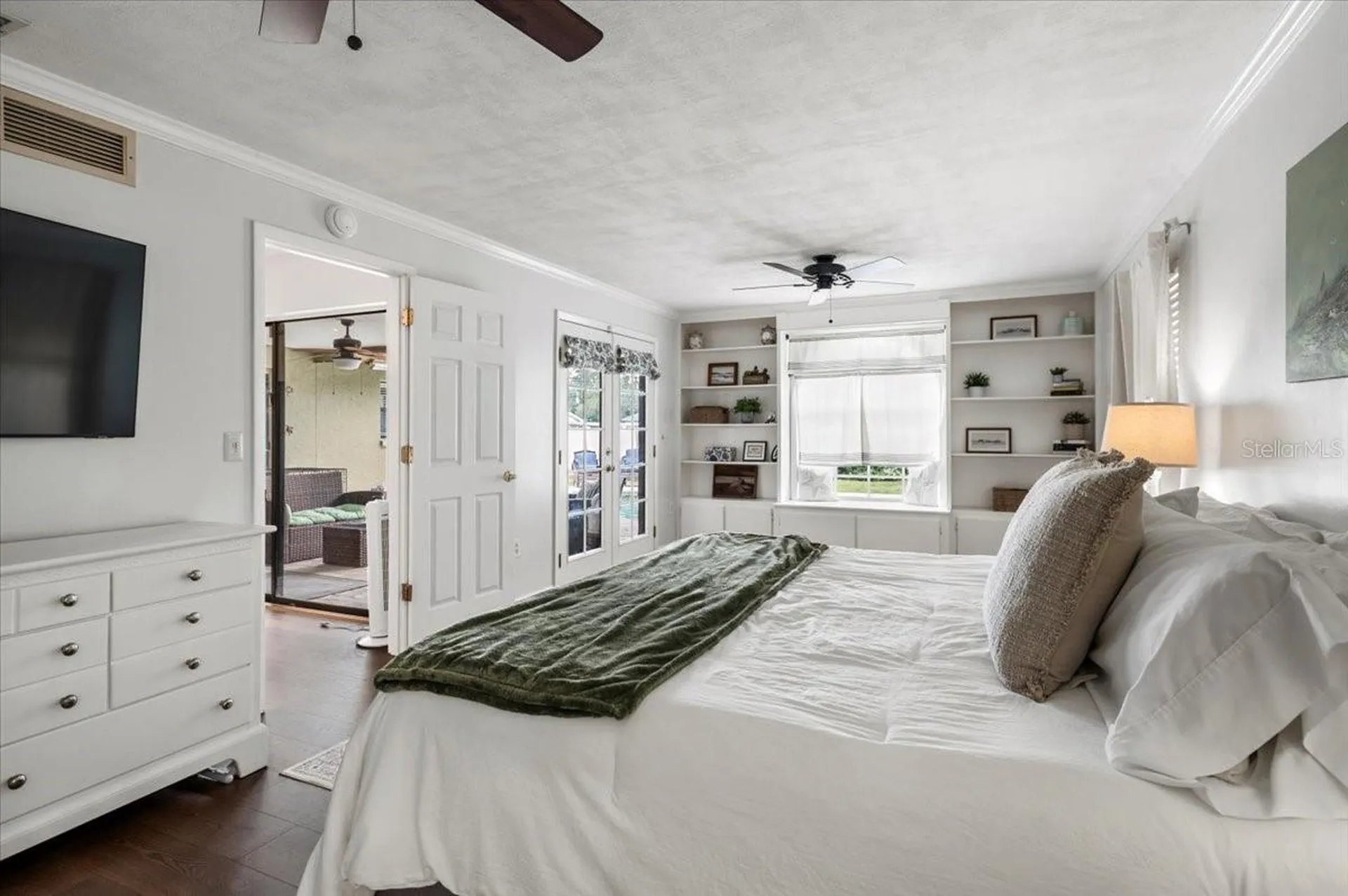 4346 Meadowland Circle Sarasota FL 34233