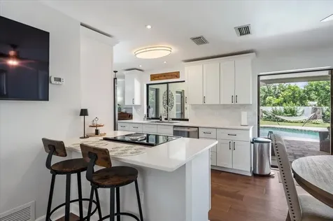 4346 Meadowland Circle Sarasota FL 34233