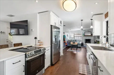 4346 Meadowland Circle Sarasota FL 34233