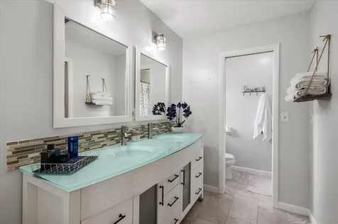 4346 Meadowland Circle Sarasota FL 34233