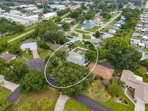 4346 Meadowland Circle Sarasota FL 34233
