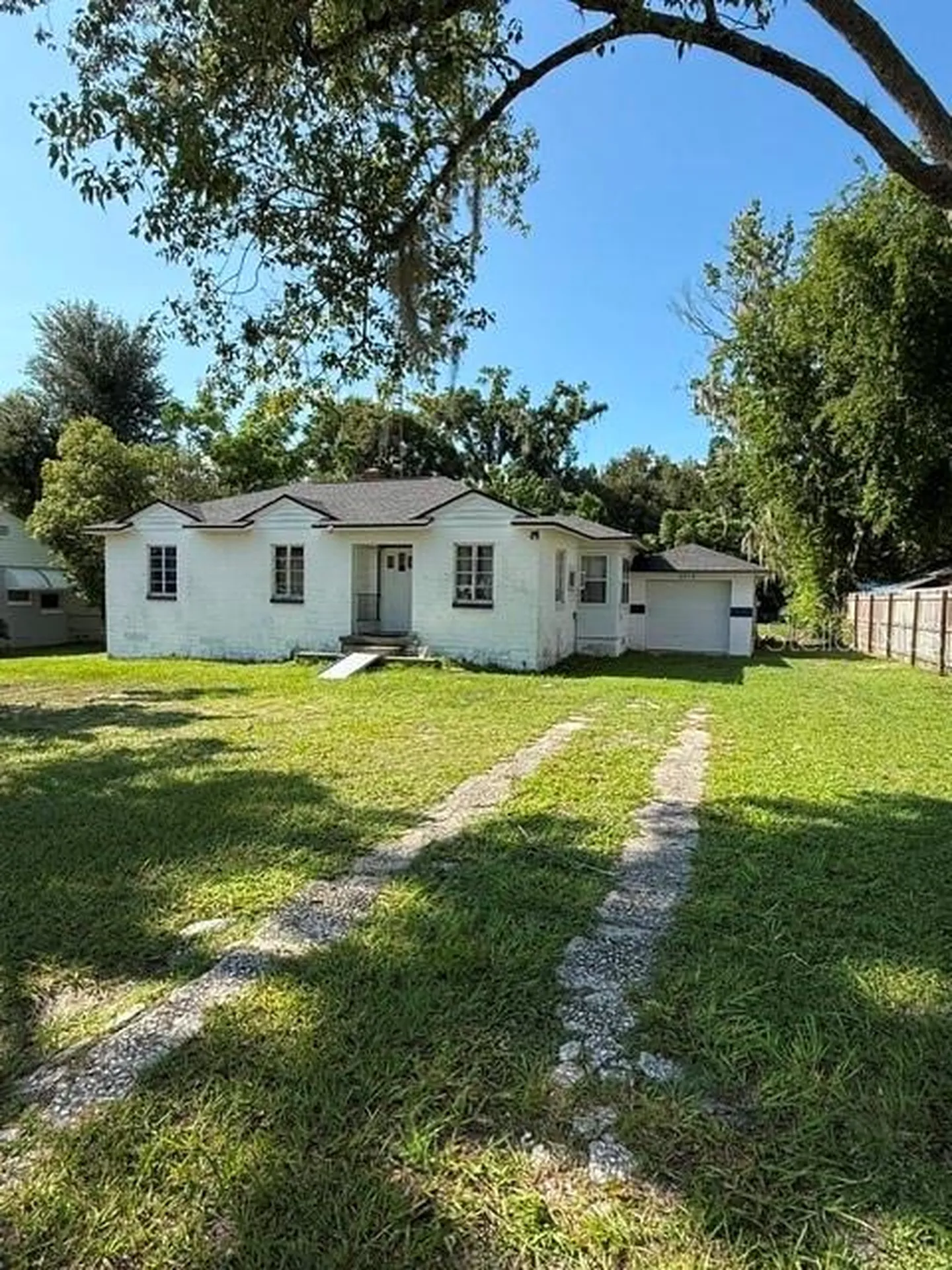 2312 Butler Street Leesburg FL 34748