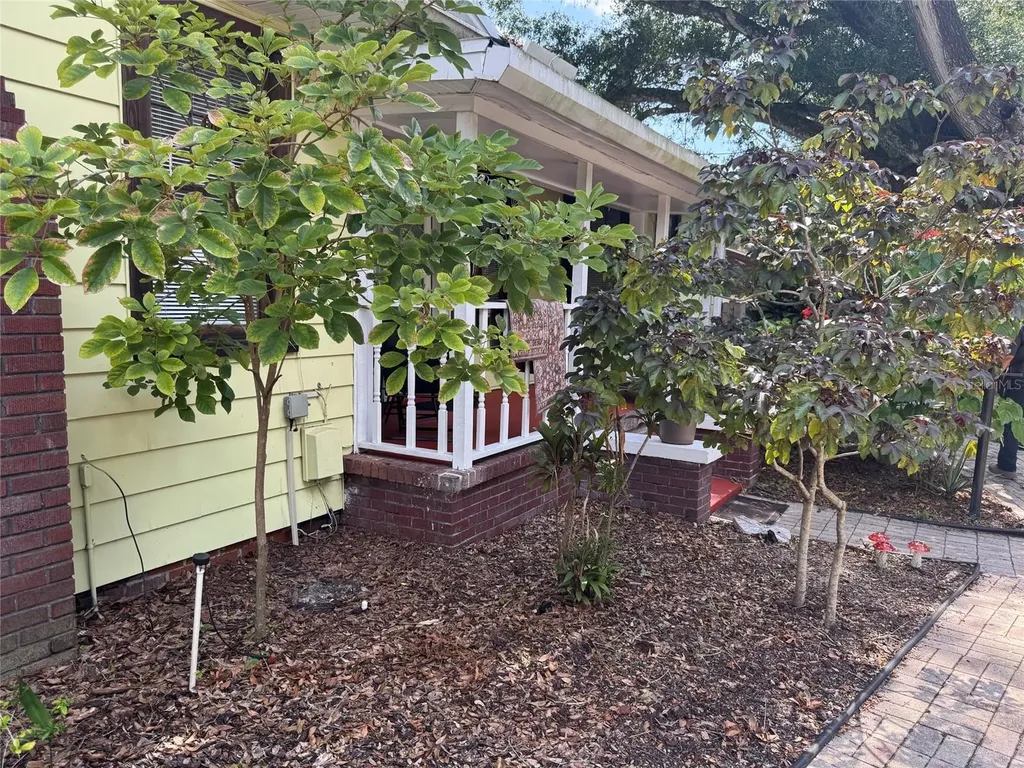 6408 N Highland Avenue Tampa FL 33604