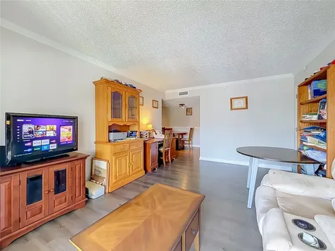 305 Wymore Road Altamonte Springs FL 32714