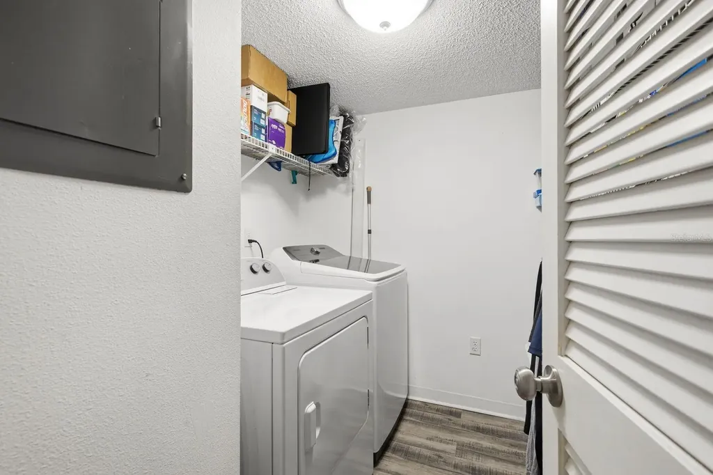 1179 Pine Ridge Circle W Tarpon Springs FL 34688
