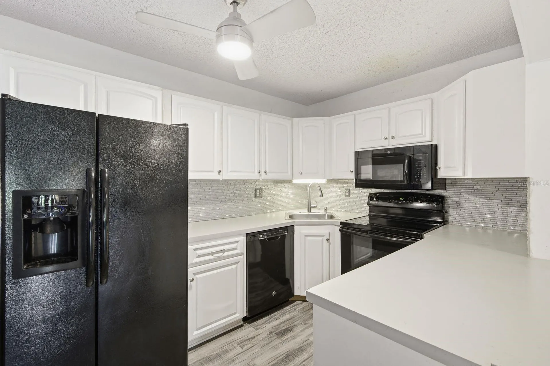 1179 Pine Ridge Circle W Tarpon Springs FL 34688