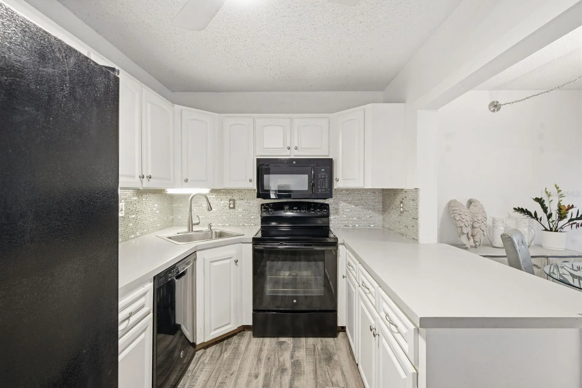 1179 Pine Ridge Circle W Tarpon Springs FL 34688