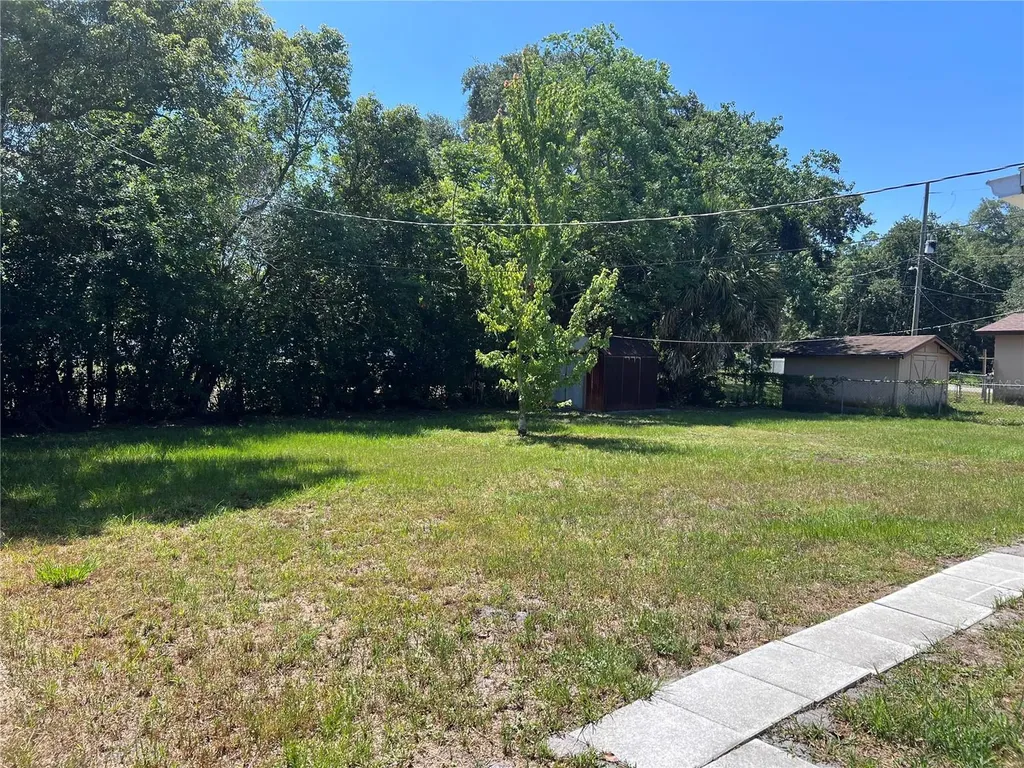 225 Mississippi Avenue St Cloud FL 34769