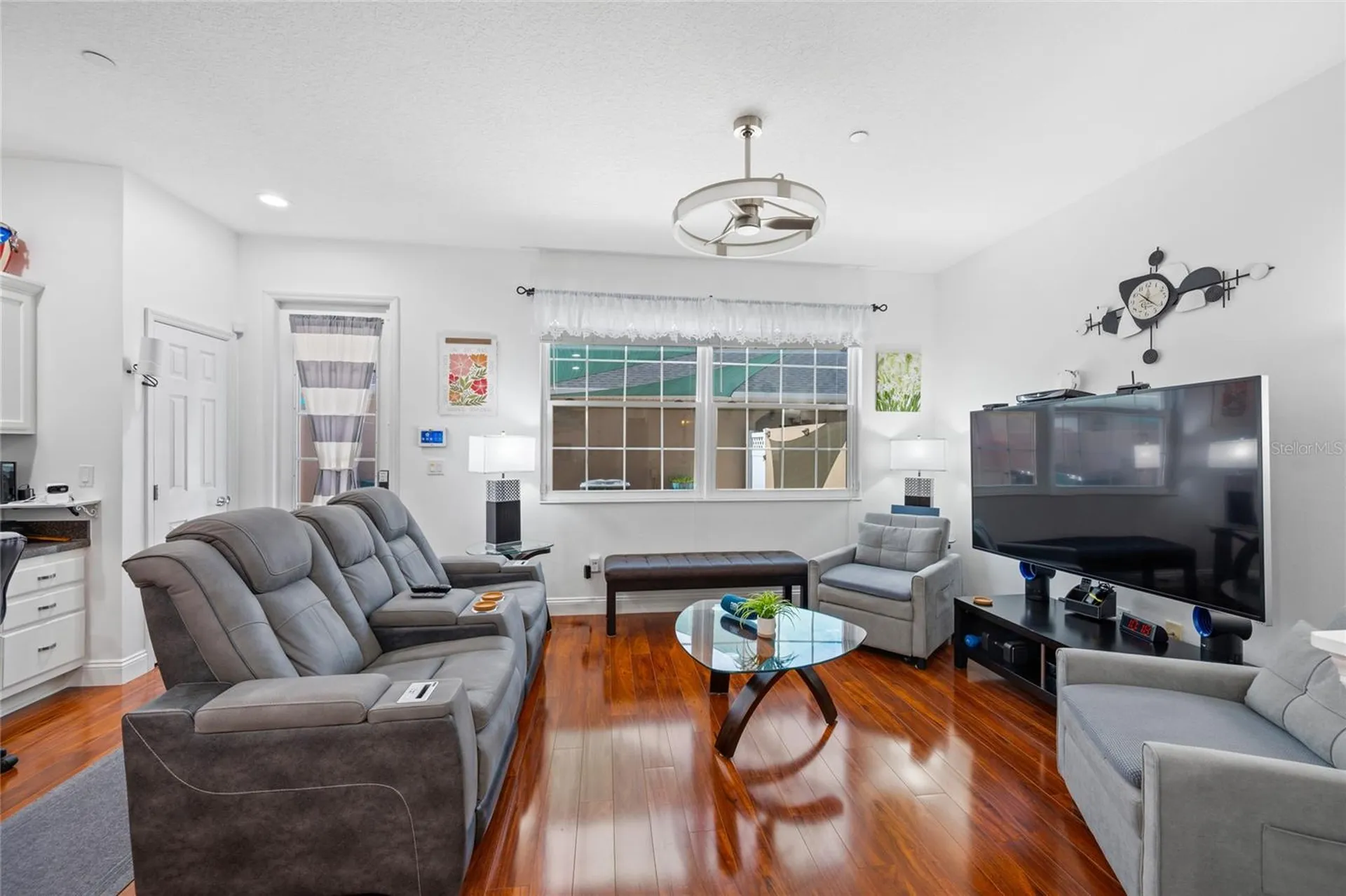 9120 Camden Gardens Street Orlando FL 32827