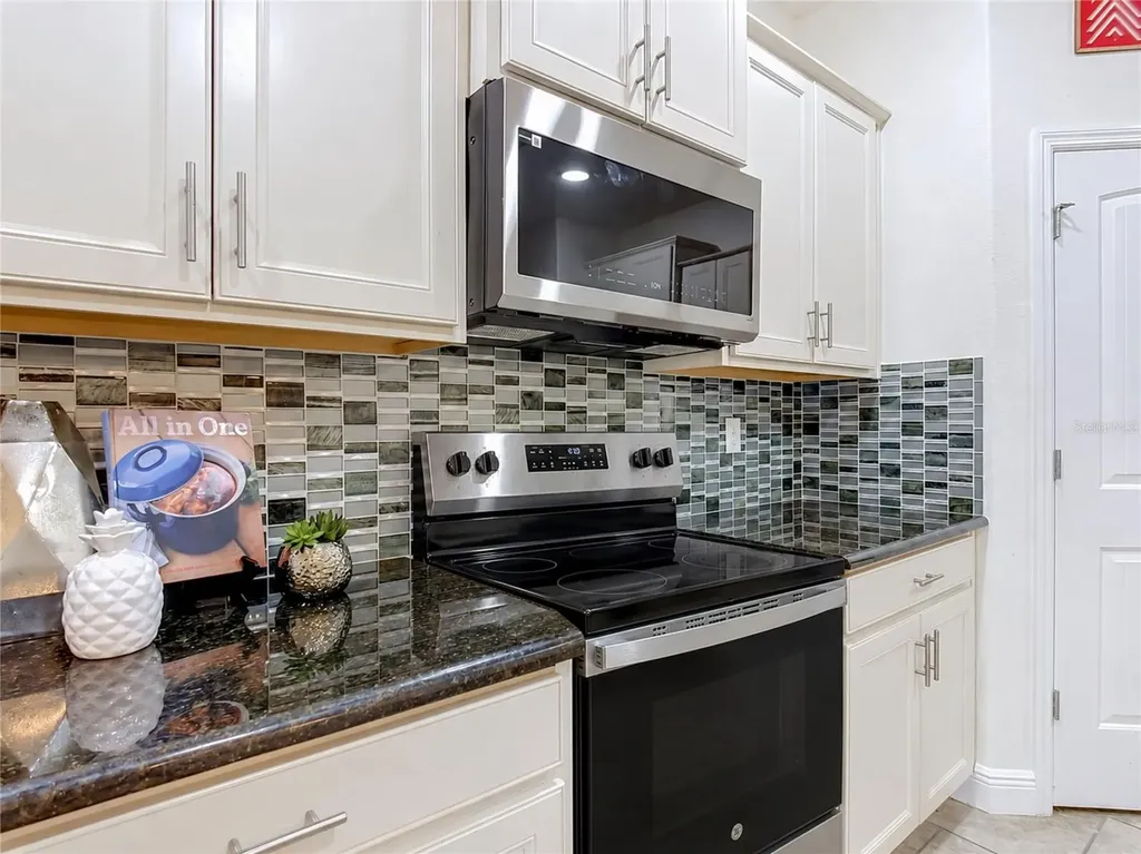 428 Palastro Avenue Auburndale FL 33823